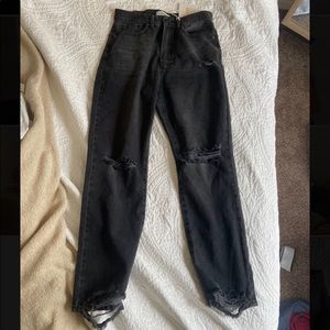 JBD Black Distressed Boyfriends jeans. New with tags, never worn size 29
